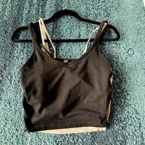 Set of 2 Halo Performance Crops - Picture 1 of 6